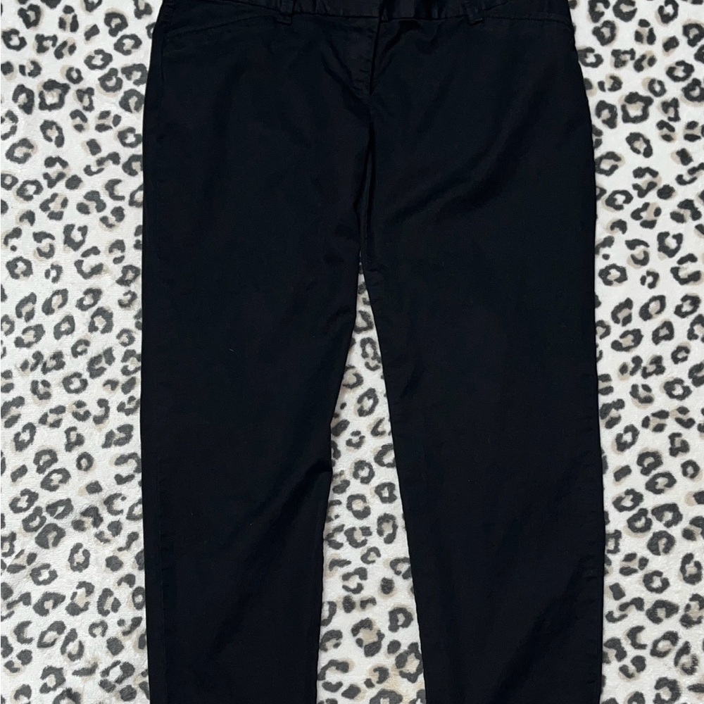 Ann Taylor Women's Black Capri Trousers